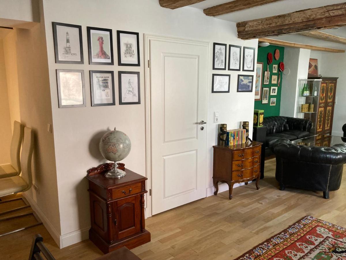 wunderschöne Ferienwohnung in Winterhausen mit Küche, Bad und Piano Exterior foto